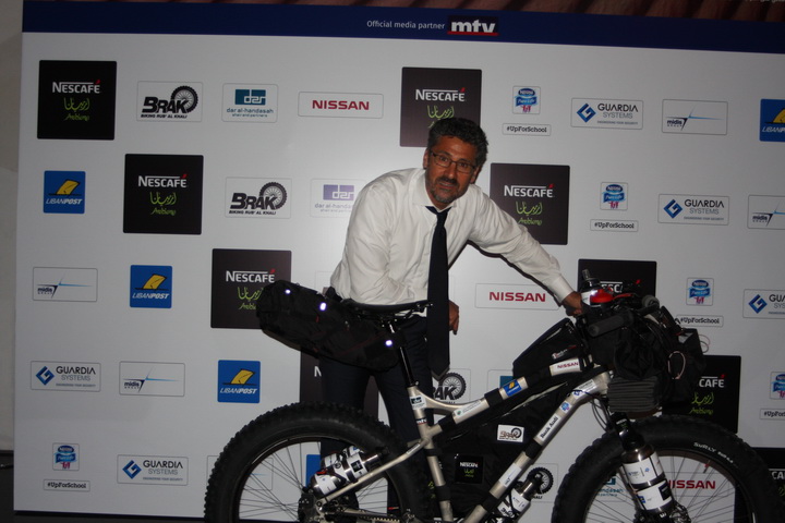 Maxim Chaya's New Adventure - Biking Rub' Al Khali
